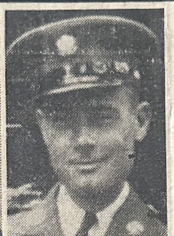 Portrait of Vivian Taylor Caldwell in uniform